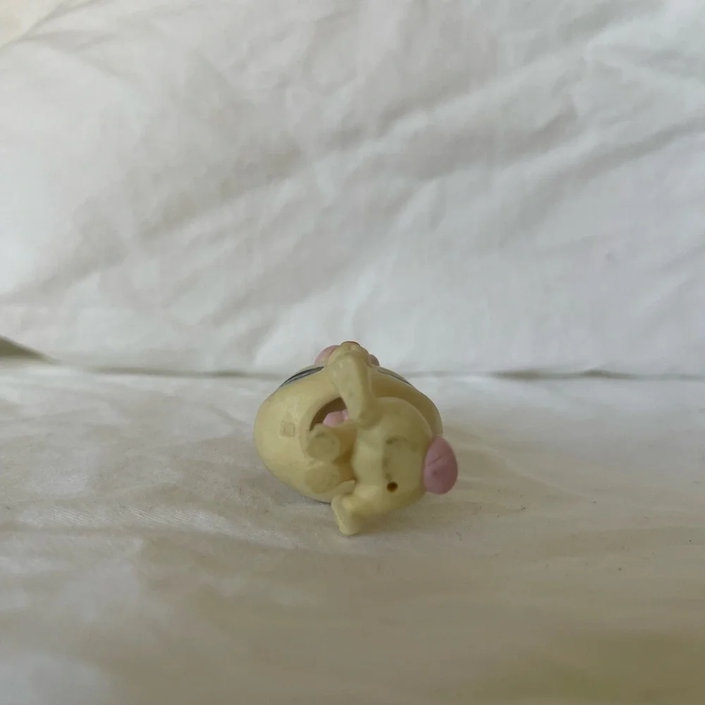 Littlest Pet Shop charming cream